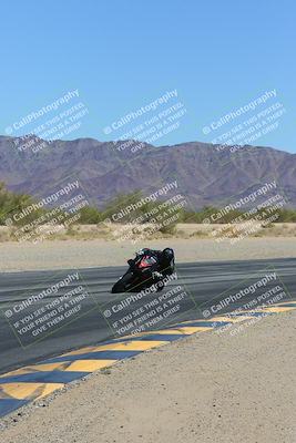media/Mar-24-2025-Moto Forza (Mon) [[57ce5c5cff]]/1-Advanced Group/Session 3 (Turn 6 Inside)/